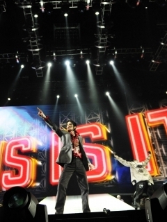The Show Me Go On.jpg